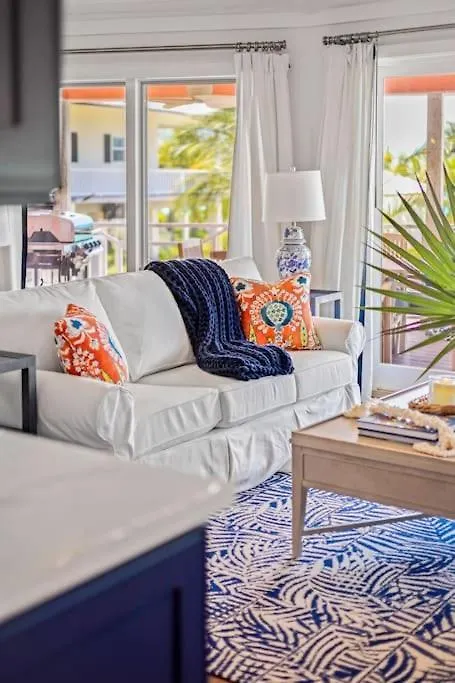 Holiday home Leisure Beach Ocean Retreat Lower Bogue Bahamas