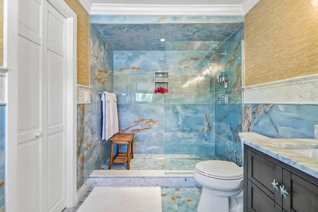 Leisure Beach Ocean Retreat Lower Bogue Holiday home